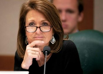 “Memo to Texas Moms: Be the ‘Flashlight’ that protects your children in our world”