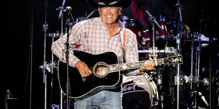 Country Legend George Strait to Receive Star on Hollywood Walk of Fame 2025