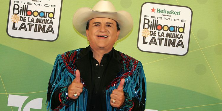 Tejano Singer And TV host Johnny Canales, Who Helped Launch Selena’s Career, Dies.