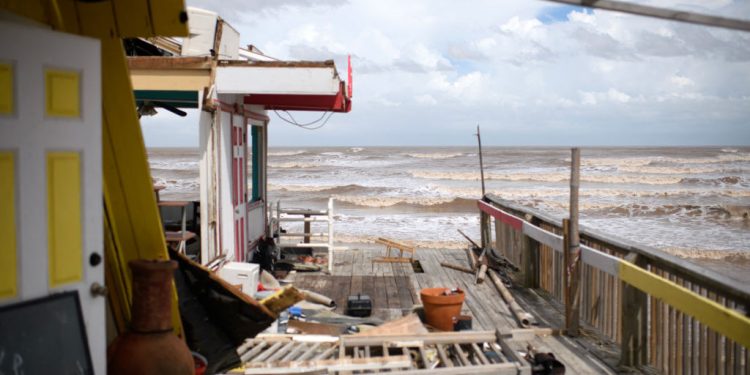 Beryl Leaves Hot Misery In Its Wake as the Still-Dangerous Storm Churns Over the US interior