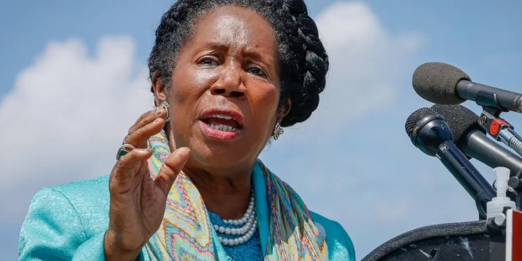 Rep. Sheila Jackson Lee Dies at 74 After Cancer Battle