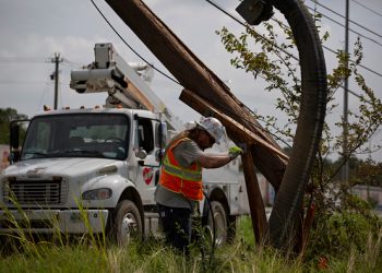 Texas Launches New Investigation into Houston’s Power Utility Following Deadly Outages after Beryl