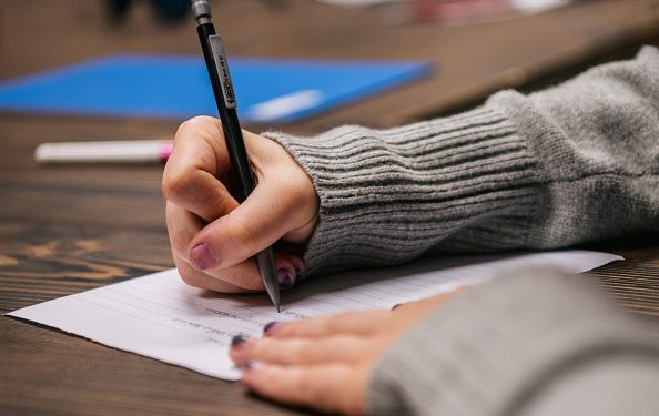 Texas Education Commissioner Calls for Student Cellphone Ban in Schools