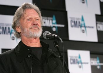 Kris Kristofferson Was ‘A Walking contradiction,’ A Renegade And Pilgrim Surrounded By Friends