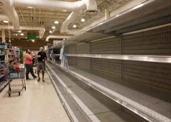 Hurricane Milton Heads to Florida, Poses ‘Extremely Serious Threat:’ National Hurricane Center