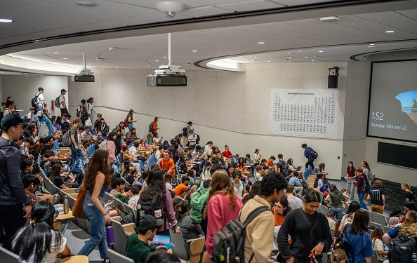 UT System Offers Free Tuition for Families Earning $100,000 or Less