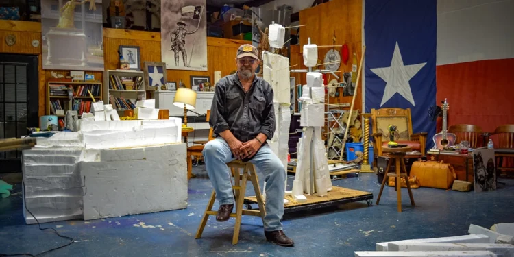 Texas Sculptor Recalls Decades-Long Journey to Success