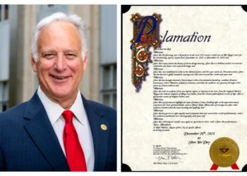 Austin Mayor Honors Shen Yun With Proclamation Ahead of 2025 World Tour