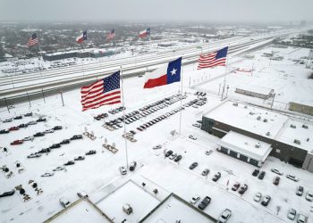 Freezing Temperatures Set to Sweep Across Texas by Monday Morning