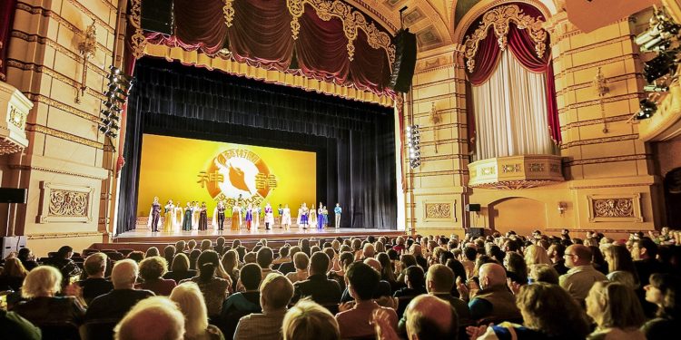 New York Times Relies on Distortion, Omission in Effort to Smear Shen Yun