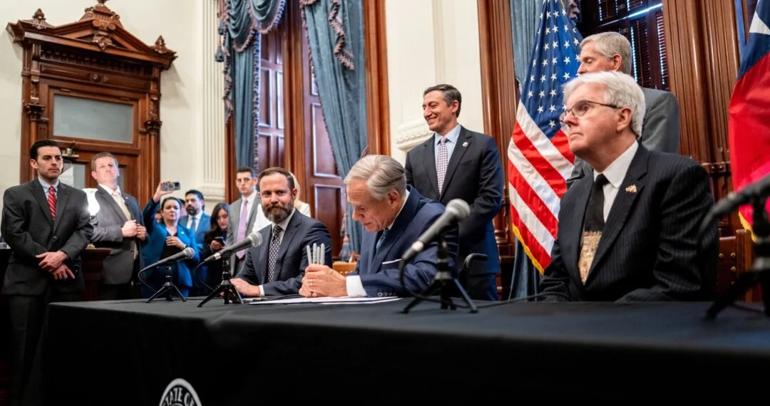 Texas Governor Signs ‘Texas DOGE’ Into Law to Cut Regulations, Boost Government Efficiency