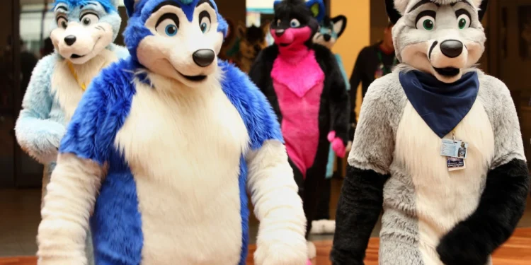 Texas Lawmakers Consider Bill Banning “Animal Behavior” in Schools Amid Controversy Over Litter Box Claims