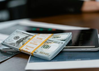 Texas Joins Multi-State Settlement Over Excessive Brokerage Fees, $19 Million in Refunds Ordered