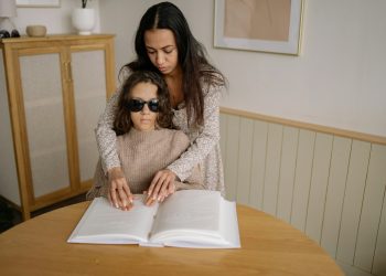 Texas Celebrates Deafblind Awareness Week with Art, Advocacy, and Community Connection