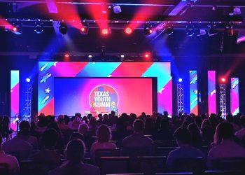Thousands Gather in The Woodlands for Texas Youth Summit Amid Tribute to Charlie Kirk