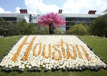 Houston’s Giant Bouncy Pumpkin is Back – And Your Kids Will Love Every Second