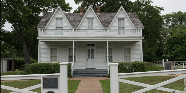 This Texas House Changed American History (And You Can Visit It This Weekend)