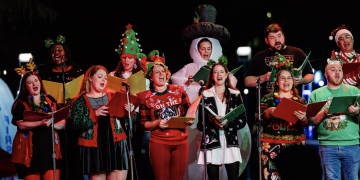 Opera, Mariachi, and Holiday Magic Come to Discovery Green’s Carols on the Green