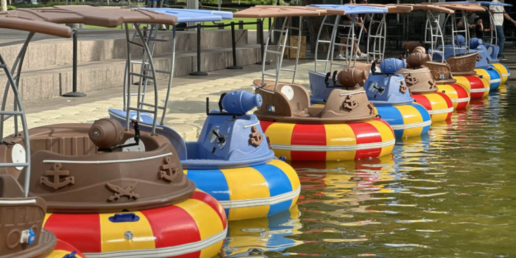 Houston’s Spring Weather Is Too Good to Waste — Get Out on the Water at Discovery Green