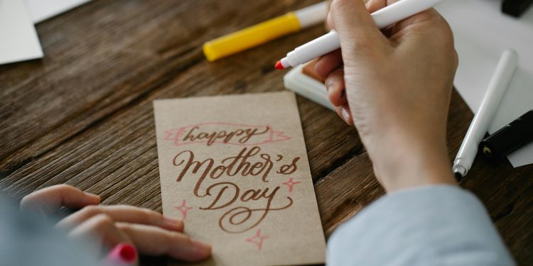 Mother’s Day Is May 10 — Here Are the Best Ways to Celebrate Mom Across Texas This Weekend
