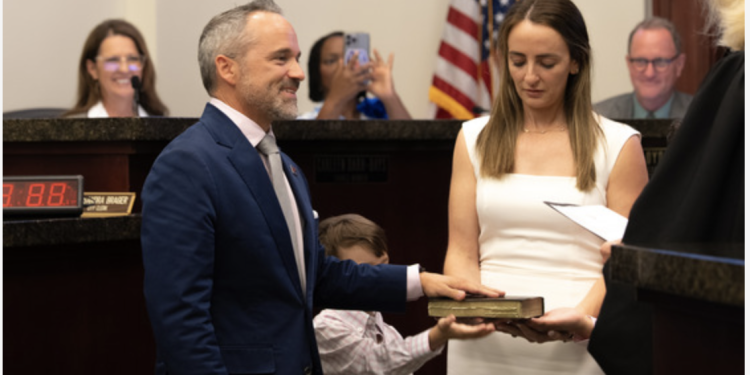 Stuart Hene swearing in at City Hall