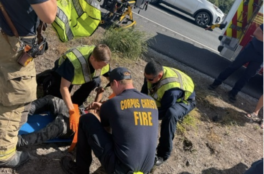 ICE Officer Renders Lifesaving Aid to Teen Found Unresponsive Off Interstate 37 Near Corpus Christi